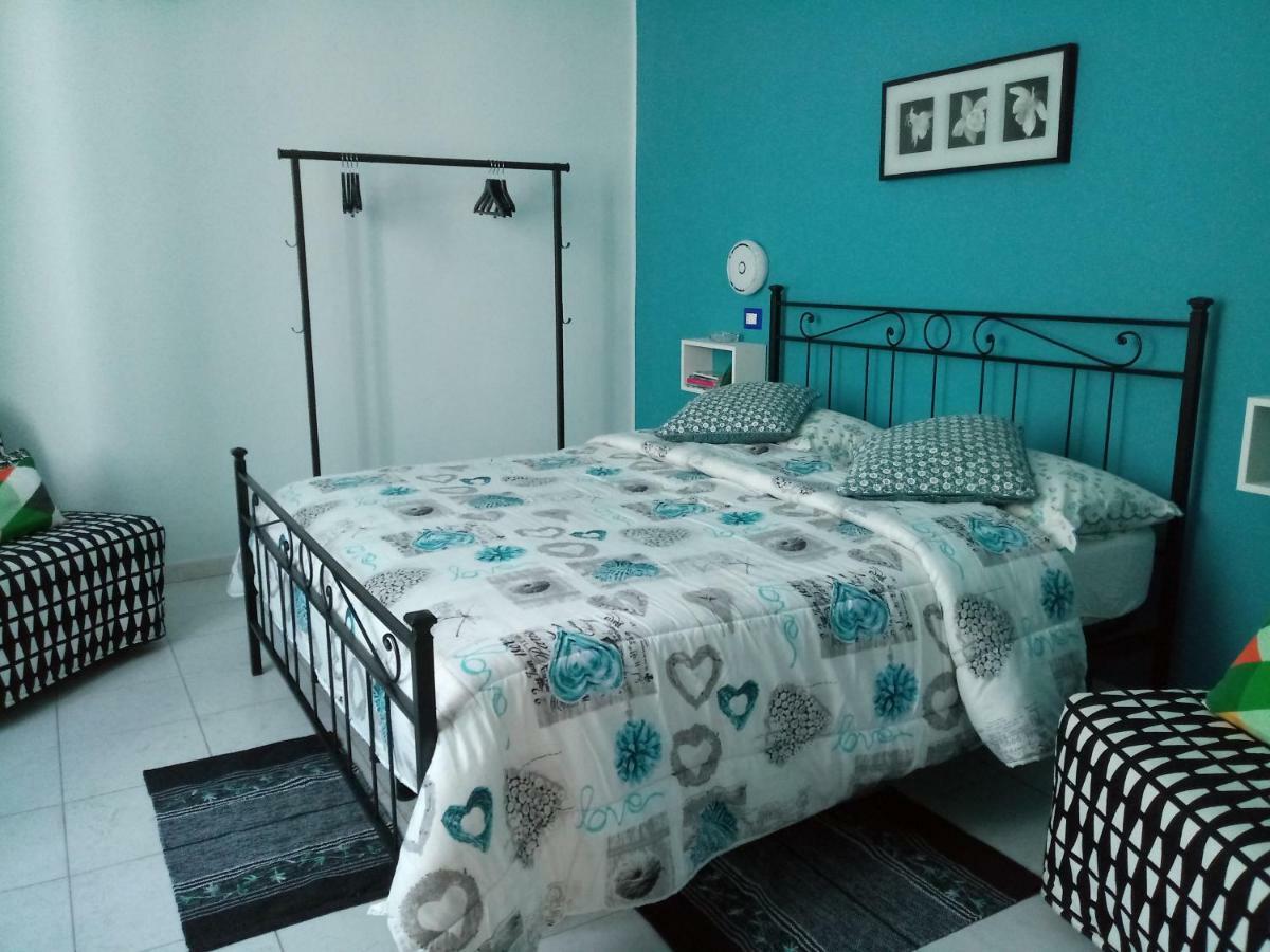 San Nicola Apartment Blu Napels Buitenkant foto