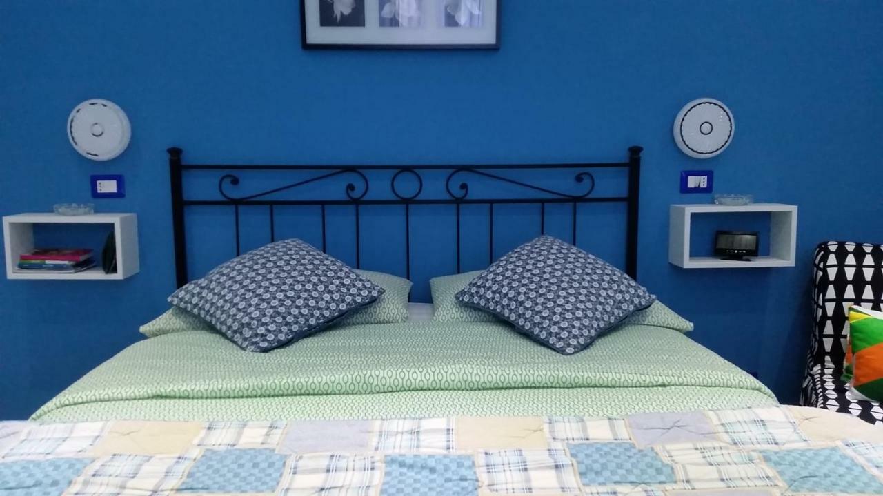 San Nicola Apartment Blu Napels Buitenkant foto
